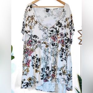 Torrid high/low top 5x